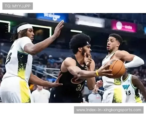 NBA步行者内外结合打出精彩对攻